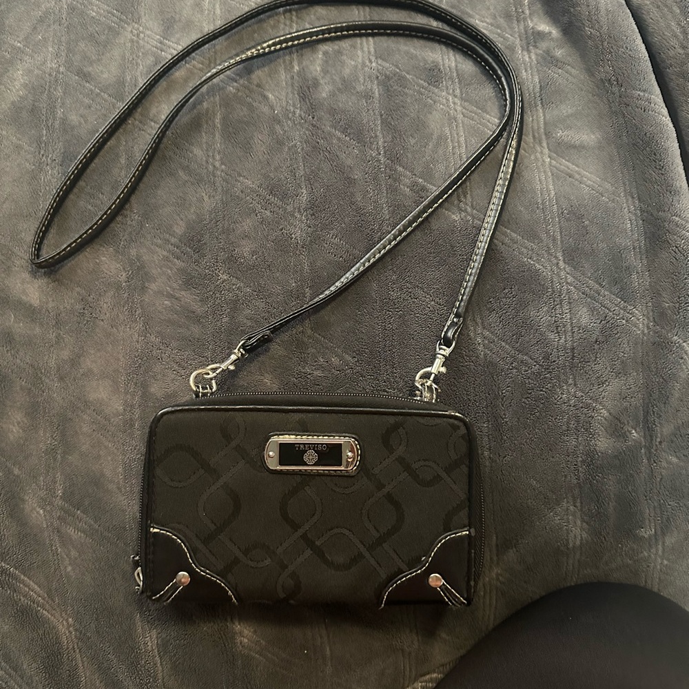 Treviso Black Crossbody Wallet with Phone Compartment and Organizer